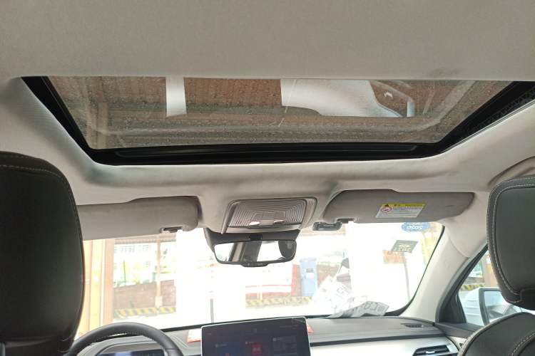 Used BYD Qin Pro 2019 Super Edition 1.5TI Automatic Smart Connect Flagship Model China V Standard Headliner