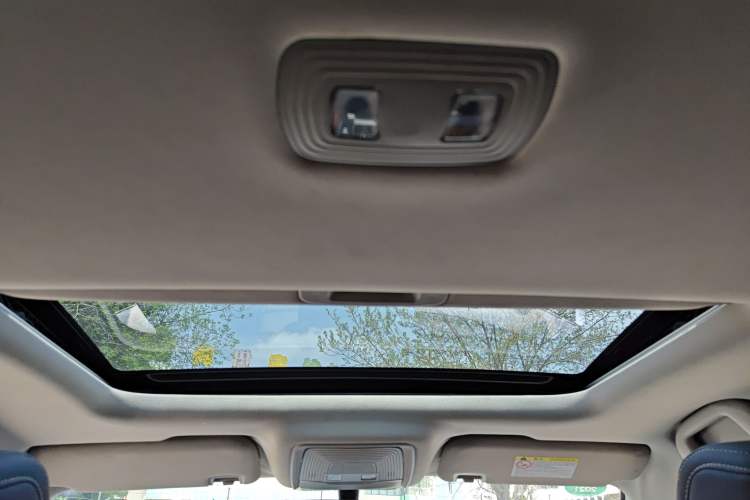 Used BYD Qin Pro 2019 Super Edition 1.5TI Automatic Smart Connect FENGSHANG Model China VI Standard Headliner