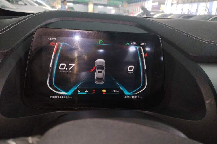 Used BYD Qin Pro 2019 Super Edition 1.5TI Automatic Smart Connect FENGSHANG Model China V Standard Instrument Cluster