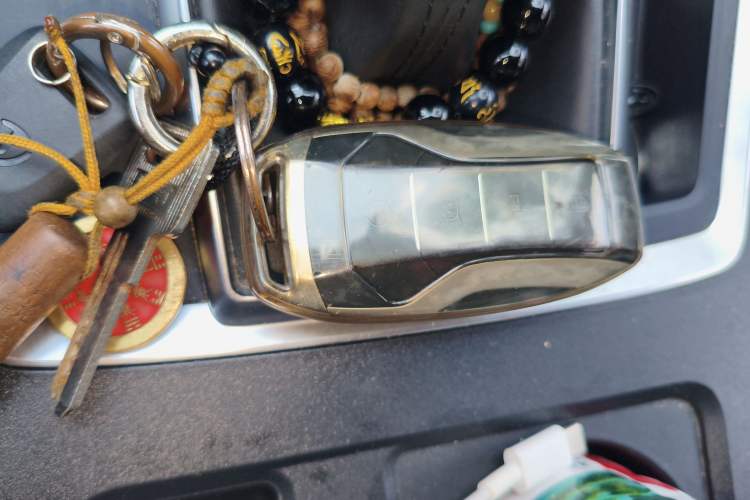 Used BYD Qin Pro 2019 Super Edition 1.5TI Automatic Smart Connect FENGSHANG Model China VI Standard Interior 1