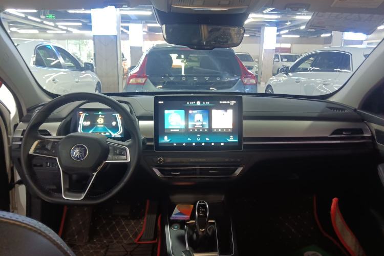 Used BYD Qin Pro 2019 Super Edition 1.5TI Automatic Smart Connect Flagship Model China V Standard Interior 2