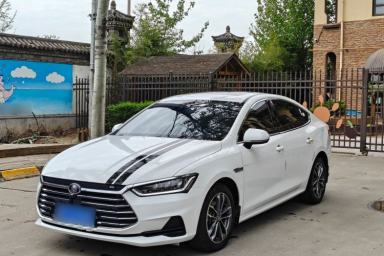 Used BYD Qin Pro 2019 Super Edition 1.5TI Automatic Smart Connect Enjoyment Model China VI Standard
