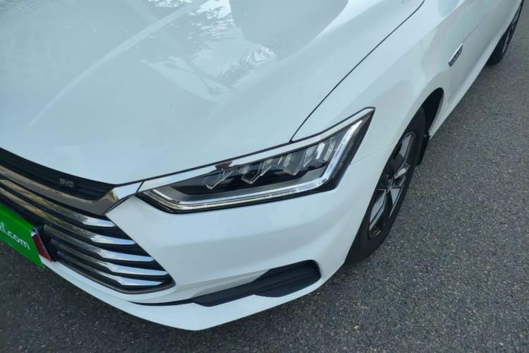 Used BYD Qin Pro 2019 Super Edition 1.5TI Automatic Smart Connect FENGSHANG Model China VI Standard Left Front Headlight