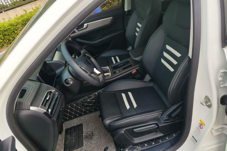 Used BYD Qin Pro 2019 Super Edition 1.5TI Automatic Smart Connect FENGSHANG Model China VI Standard Left Front Seat