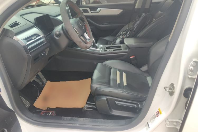 Used BYD Qin Pro 2019 Super Edition 1.5TI Automatic Smart Connect FENGSHANG Model China VI Standard Left Front Seat