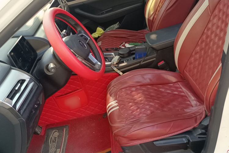 Used BYD Qin Pro 2019 Super Edition 1.5TI Automatic Smart Connect Dynamic Model China V Standard Left Front Seat