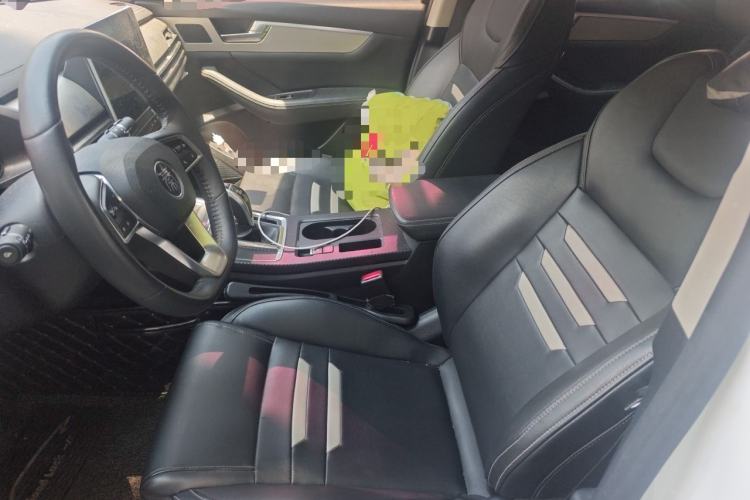 Used BYD Qin Pro 2019 Super Edition 1.5TI Automatic Smart Connect Dynamic Model China VI Standard Left Front Seat