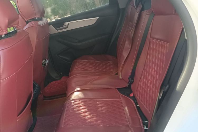 Used BYD Qin Pro 2019 Super Edition 1.5TI Automatic Smart Connect Dynamic Model China V Standard Left Rear Seat