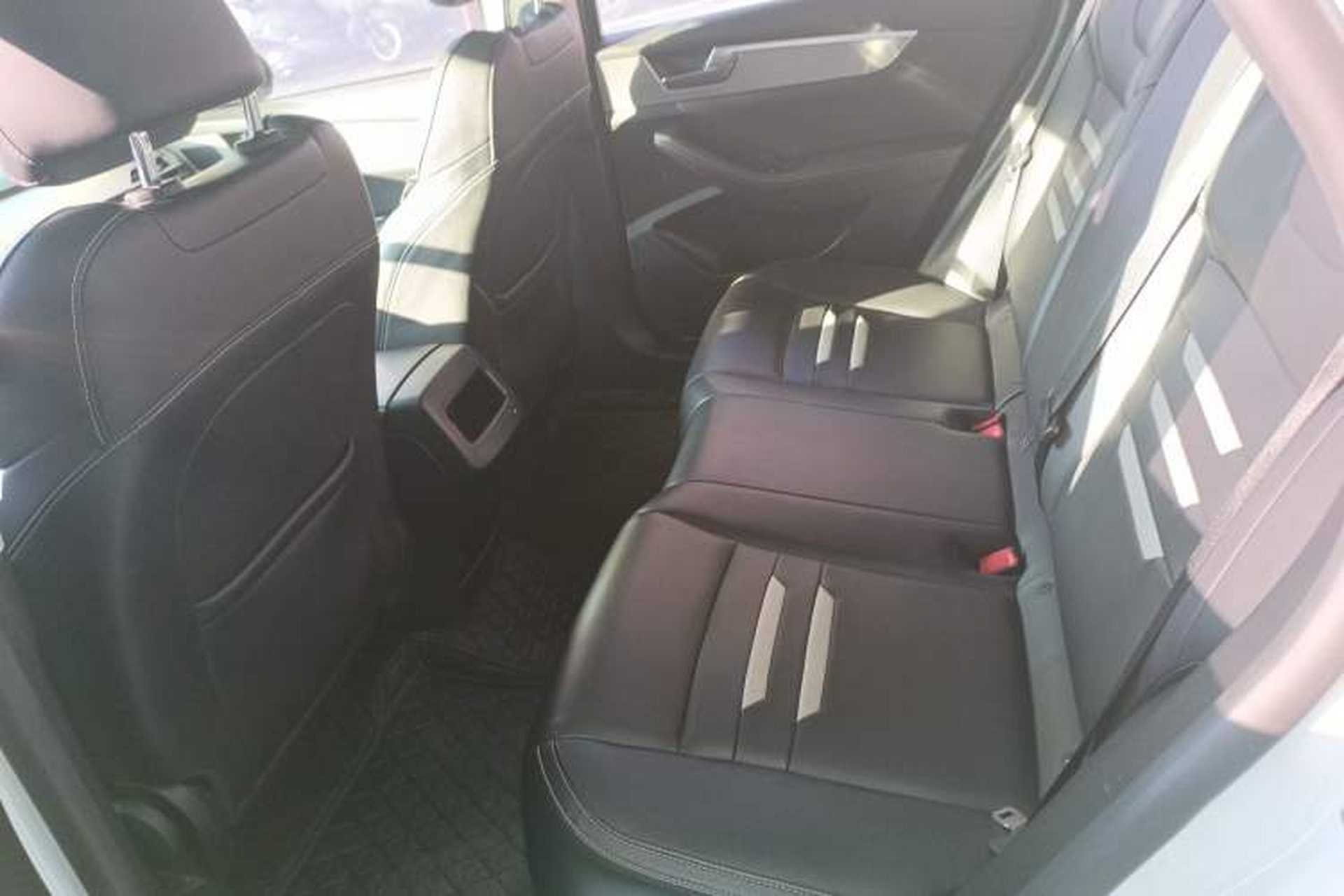 Used BYD Qin Pro 2019 Super Edition 1.5TI Automatic Smart Connect Dynamic Model China VI Standard Left Rear Seat