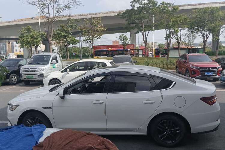 Used BYD Qin Pro 2019 Super Edition 1.5TI Manual Smart Connect Fierce Model China V Standard Left Side