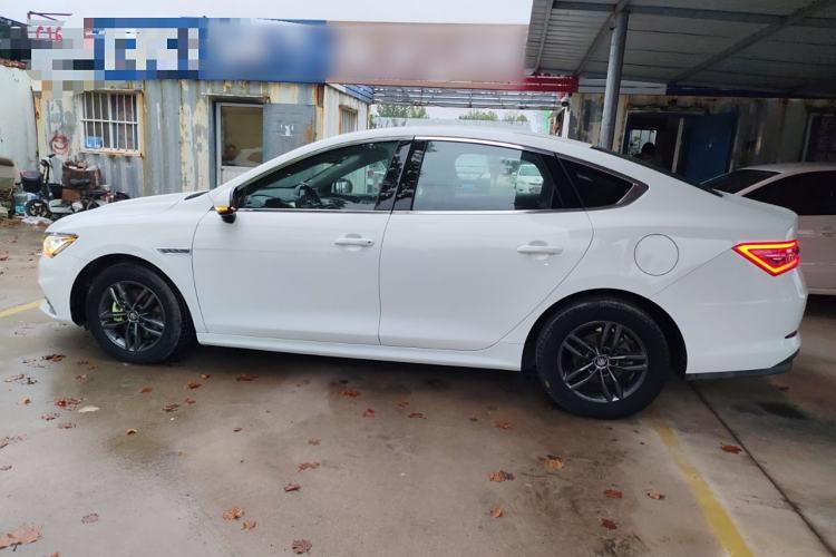 Used BYD Qin Pro 2019 Super Edition 1.5TI Automatic Smart Connect Dynamic Model China VI Standard Left Side