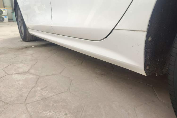 Used BYD Qin Pro 2019 Super Edition 1.5TI Automatic Smart Connect FENGSHANG Model China VI Standard Left Side Sill