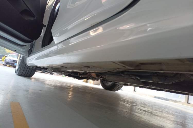 Used BYD Qin Pro 2019 Super Edition 1.5TI Automatic Smart Connect Dynamic Model China VI Standard Left Side Sill