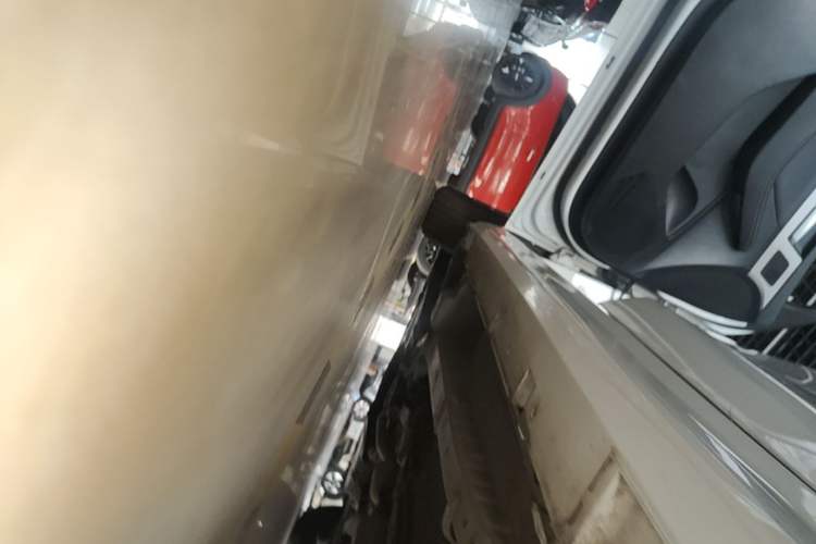 Used BYD Qin Pro 2019 Super Edition 1.5TI Automatic Smart Connect FENGSHANG Model China VI Standard Left Side Sill