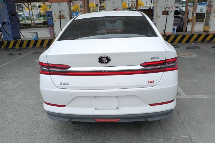 Used BYD Qin Pro 2019 Super Edition 1.5TI Automatic Smart Connect Flagship Model China V Standard Rear