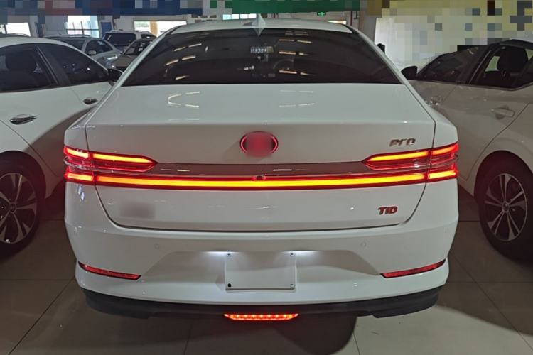 Used BYD Qin Pro 2019 Super Edition 1.5TI Automatic Smart Connect FENGSHANG Model China V Standard Rear