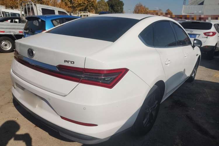 Used BYD Qin Pro 2019 Super Edition 1.5TI Manual Smart Connect Fierce Model China V Standard Rear Right 45 Deg