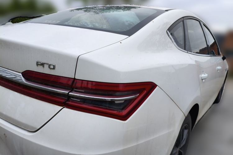 Used BYD Qin Pro 2019 Super Edition 1.5TI Manual Smart Connect Fierce Model China V Standard Rear Right 45 Deg
