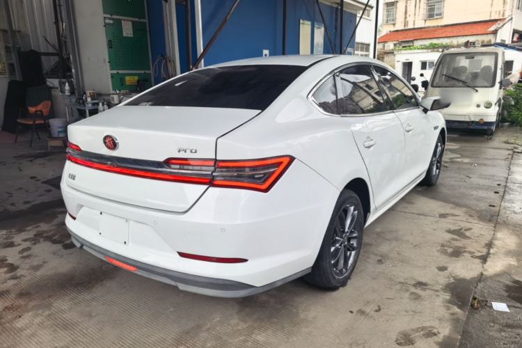 Used BYD Qin Pro 2019 Super Edition 1.5TI Automatic Smart Connect Enjoyment Model China VI Standard Rear Right 45 Deg