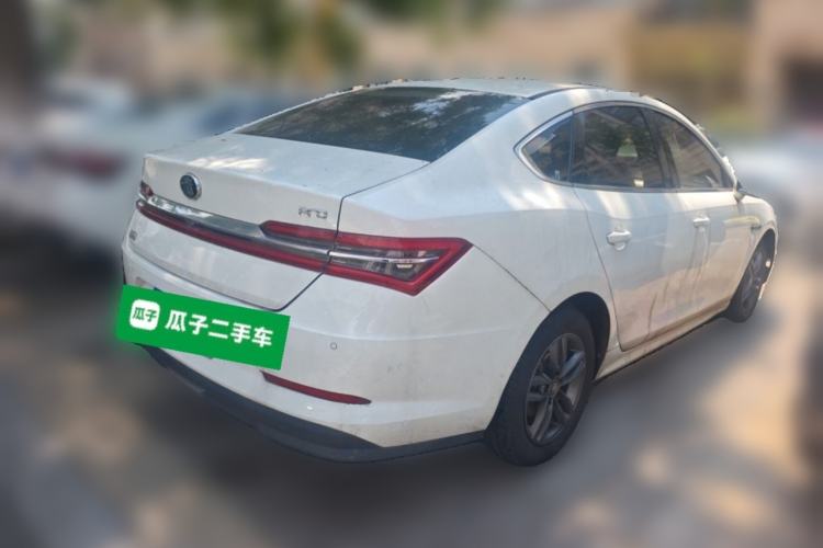 Used BYD Qin Pro 2019 Super Edition 1.5TI Automatic Smart Connect Dynamic Model China VI Standard Rear Right 45 Deg