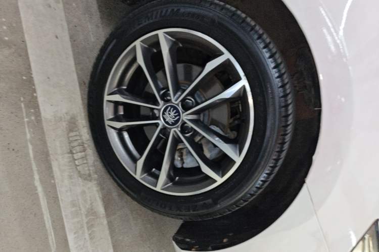 Used BYD Qin Pro  Right Front Wheel Hub