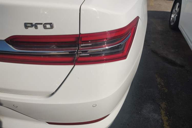 Used BYD Qin Pro 2019 Super Edition 1.5TI Manual Smart Connect Fierce Model China V Standard Right Rear Taillight