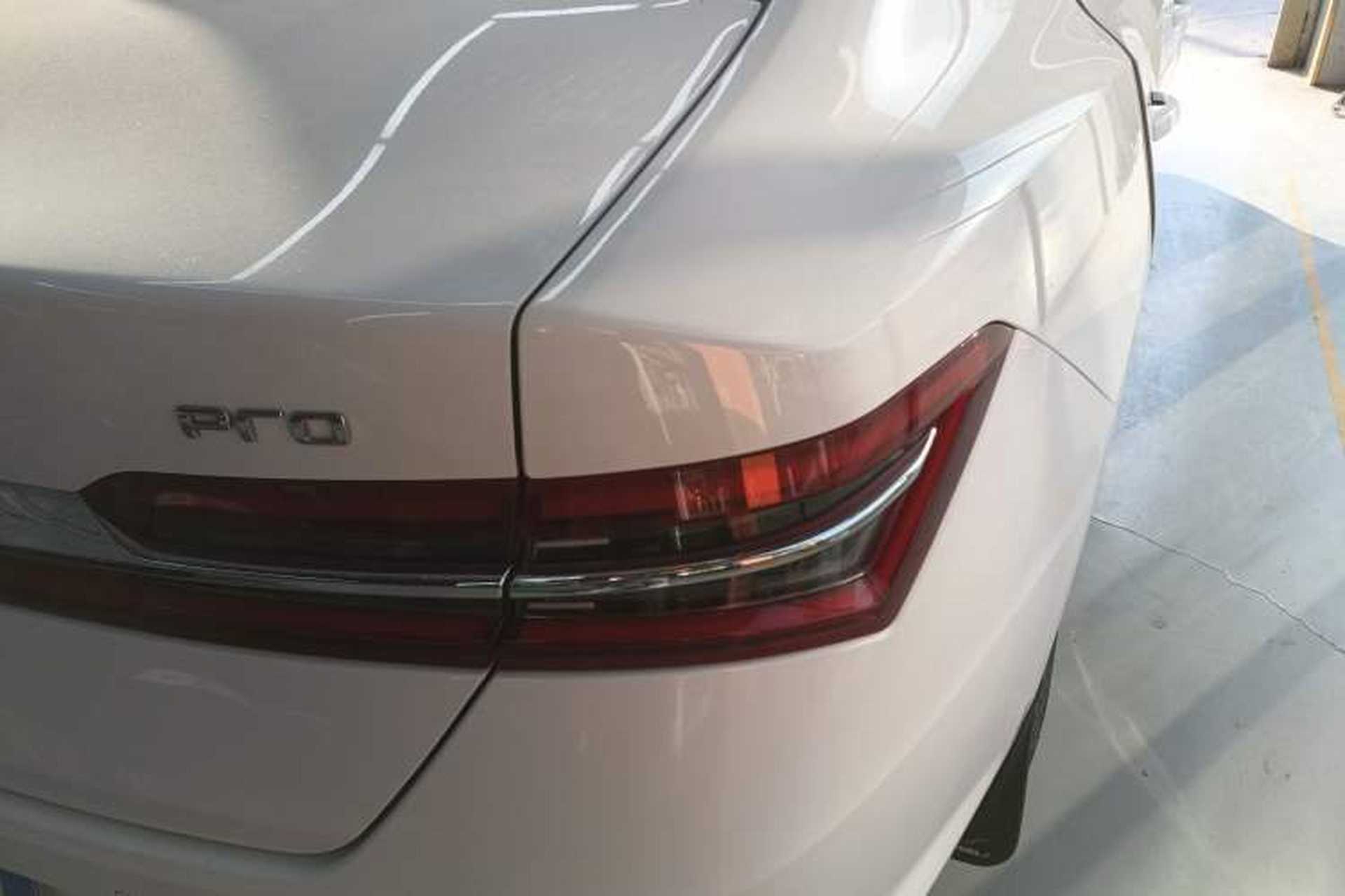 Used BYD Qin Pro 2019 Super Edition 1.5TI Automatic Smart Connect Dynamic Model China VI Standard Right Rear Taillight