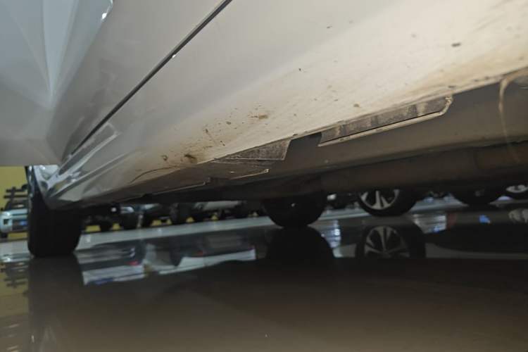 Used BYD Qin Pro 2019 Super Edition 1.5TI Automatic Smart Connect FENGSHANG Model China V Standard Right Side Sill
