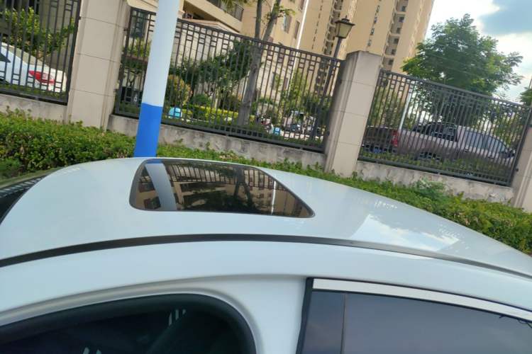 Used BYD Qin Pro 2019 Super Edition 1.5TI Automatic Smart Connect FENGSHANG Model China VI Standard Roof