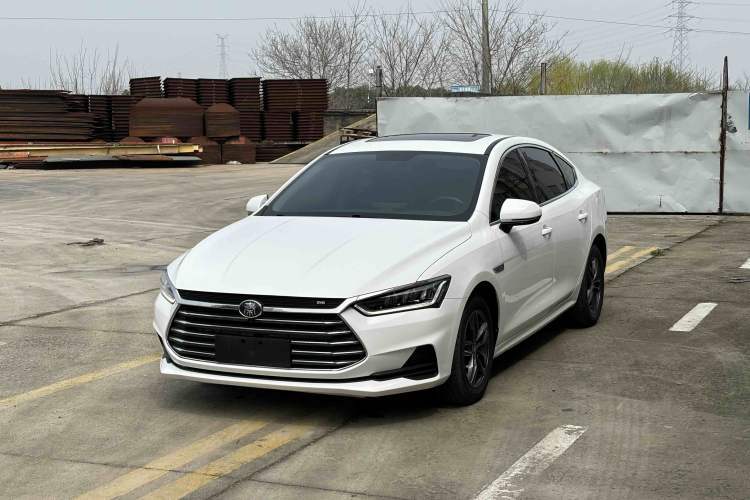 Used BYD Qin Pro 2019 Super Edition 1.5TI Automatic Smart Connect FENGSHANG Model China VI Standard Guazi used car, China used car export, Used car for sale, Used  cars, Cheapest cars for sale