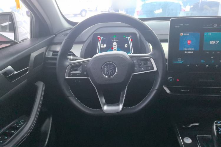 Used BYD Qin Pro 2019 Super Edition 1.5TI Automatic Smart Connect Brilliance Model China V Standard Steering Wheel