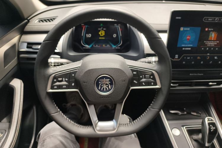 Used BYD Qin Pro 2019 Super Edition 1.5TI Automatic Smart Connect Flagship Model China V Standard Steering Wheel