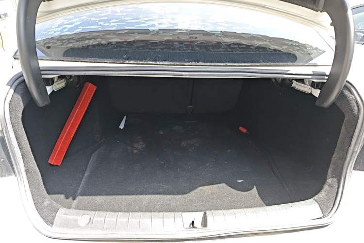 Used BYD Qin Pro 2019 Super Edition 1.5TI Automatic Smart Connect FENGSHANG Model China VI Standard Trunk