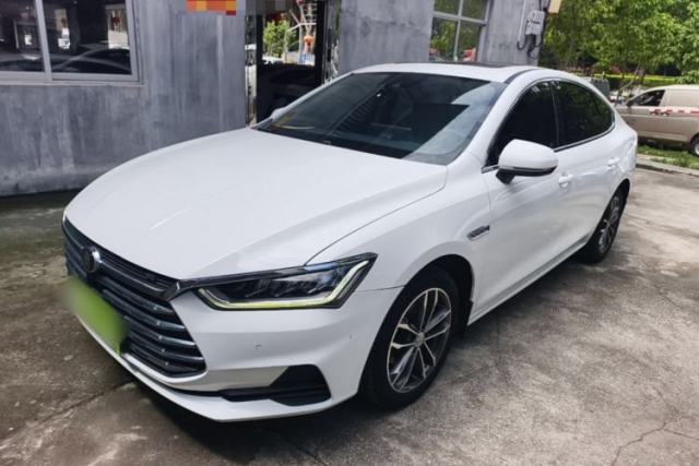 Used BYD Qin Pro 2019 Super Edition 1.5TI Automatic Smart Connect Flagship Model China V Standard