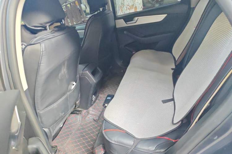 Used BYD Qin Pro 2020 Beyond Edition 1.5TI Manual Luxury Version Left Rear Seat