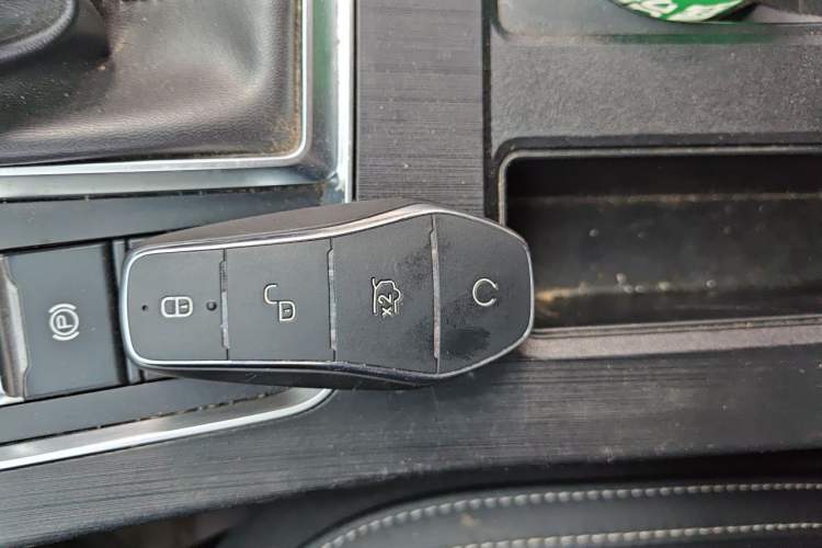 Used BYD Qin Pro 2020 Beyond Edition 1.5TI Automatic Flagship Version Vehicle Key