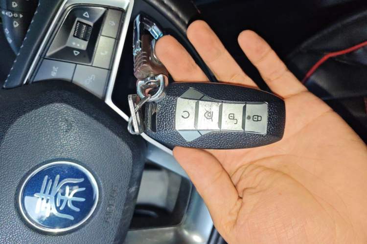 Used BYD Qin Pro 2020 Beyond Edition 1.5TI Manual Luxury Version Vehicle Key