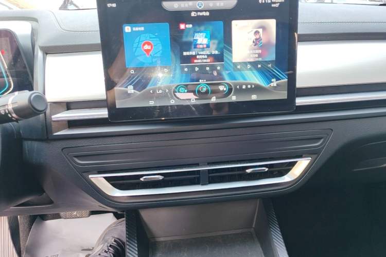 Used BYD Qin Pro 2020 Beyond Edition 1.5TI Automatic Prestige Version Audio And AC Panel