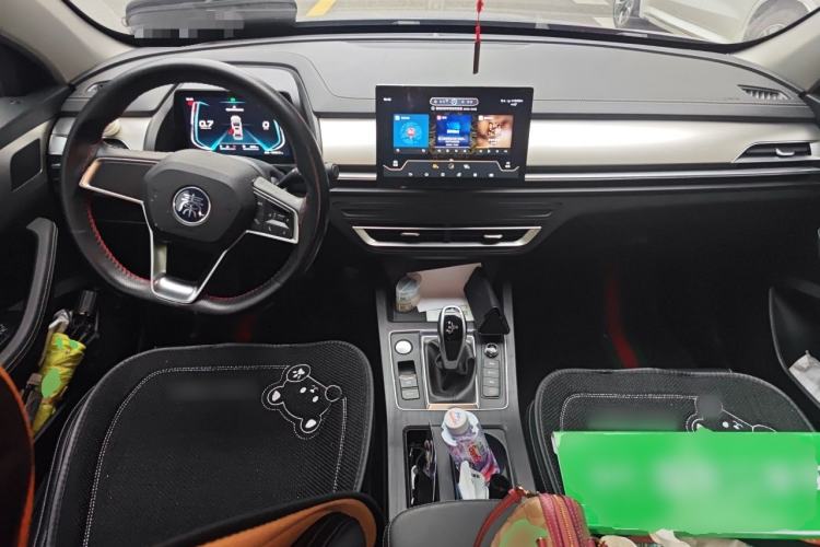 Used BYD Qin Pro 2020 Beyond Edition 1.5TI Automatic Prestige Version Center Console