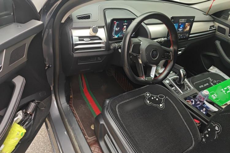 Used BYD Qin Pro 2020 Beyond Edition 1.5TI Automatic Prestige Version Driver Seat