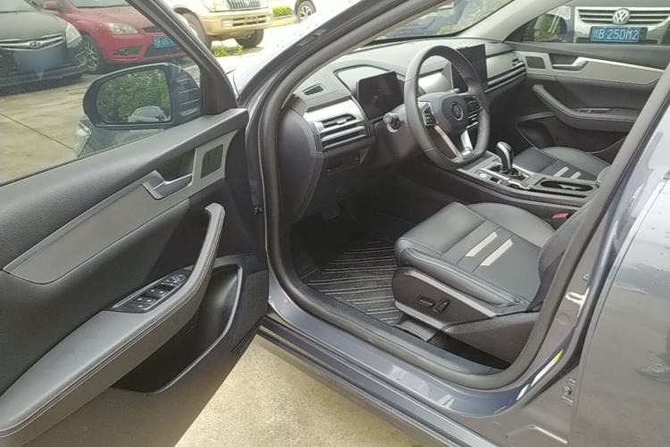Used BYD Qin Pro 2020 Beyond Edition 1.5TI Automatic Flagship Version Driver Seat
