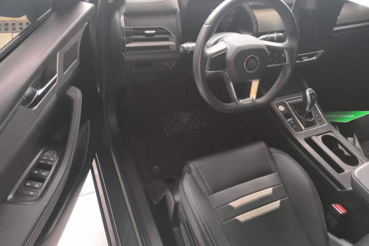 Used BYD Qin Pro 2020 Beyond Edition 1.5TI Automatic Prestige Version Driver Seat