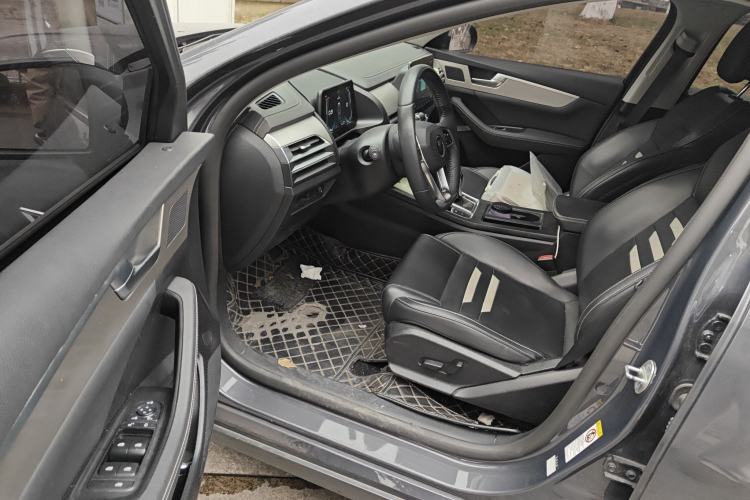 Used BYD Qin Pro 2020 Beyond Edition 1.5TI Automatic Flagship Version Driver Seat