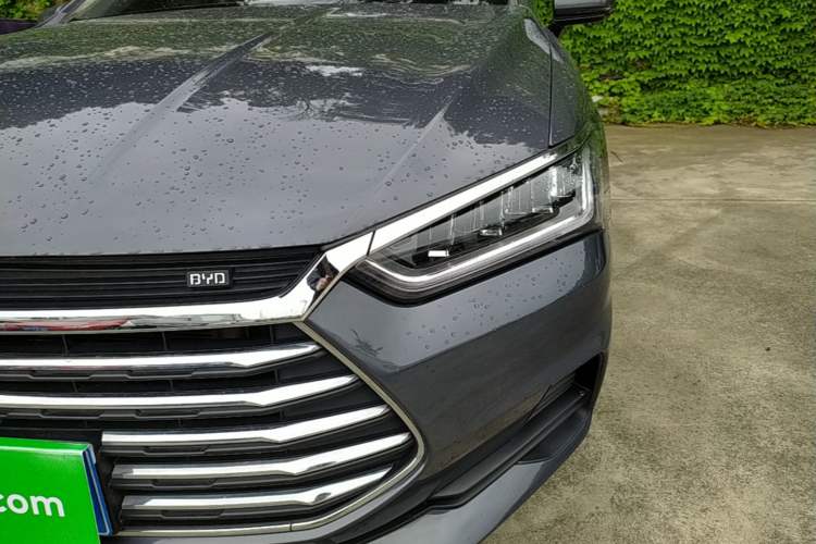Used BYD Qin Pro 2020 Beyond Edition 1.5TI Automatic Flagship Version Left Front Headlight