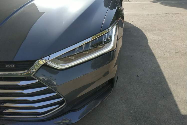 Used BYD Qin Pro 2020 Beyond Edition 1.5TI Automatic Prestige Version Left Front Headlight