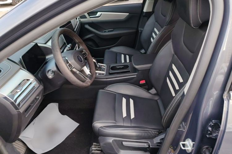 Used BYD Qin Pro 2020 Beyond Edition 1.5TI Automatic Prestige Version Left Front Seat