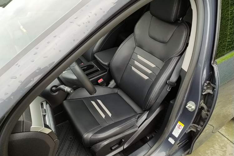 Used BYD Qin Pro 2020 Beyond Edition 1.5TI Automatic Flagship Version Left Front Seat