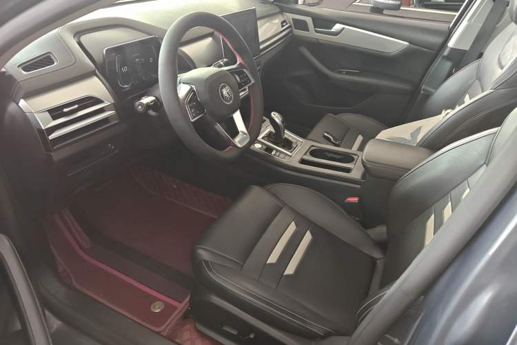 Used BYD Qin Pro 2020 Beyond Edition 1.5TI Automatic Flagship Version Left Front Seat
