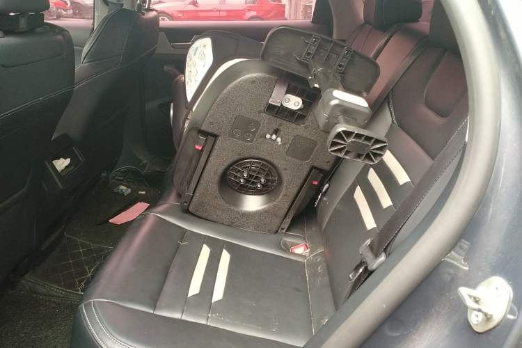Used BYD Qin Pro 2020 Beyond Edition 1.5TI Automatic Prestige Version Left Rear Seat