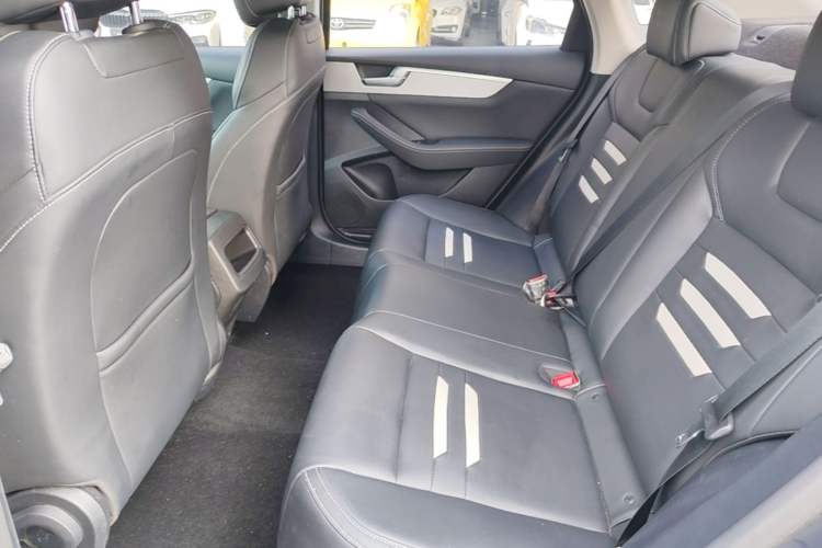 Used BYD Qin Pro 2020 Beyond Edition 1.5TI Automatic Prestige Version Left Rear Seat